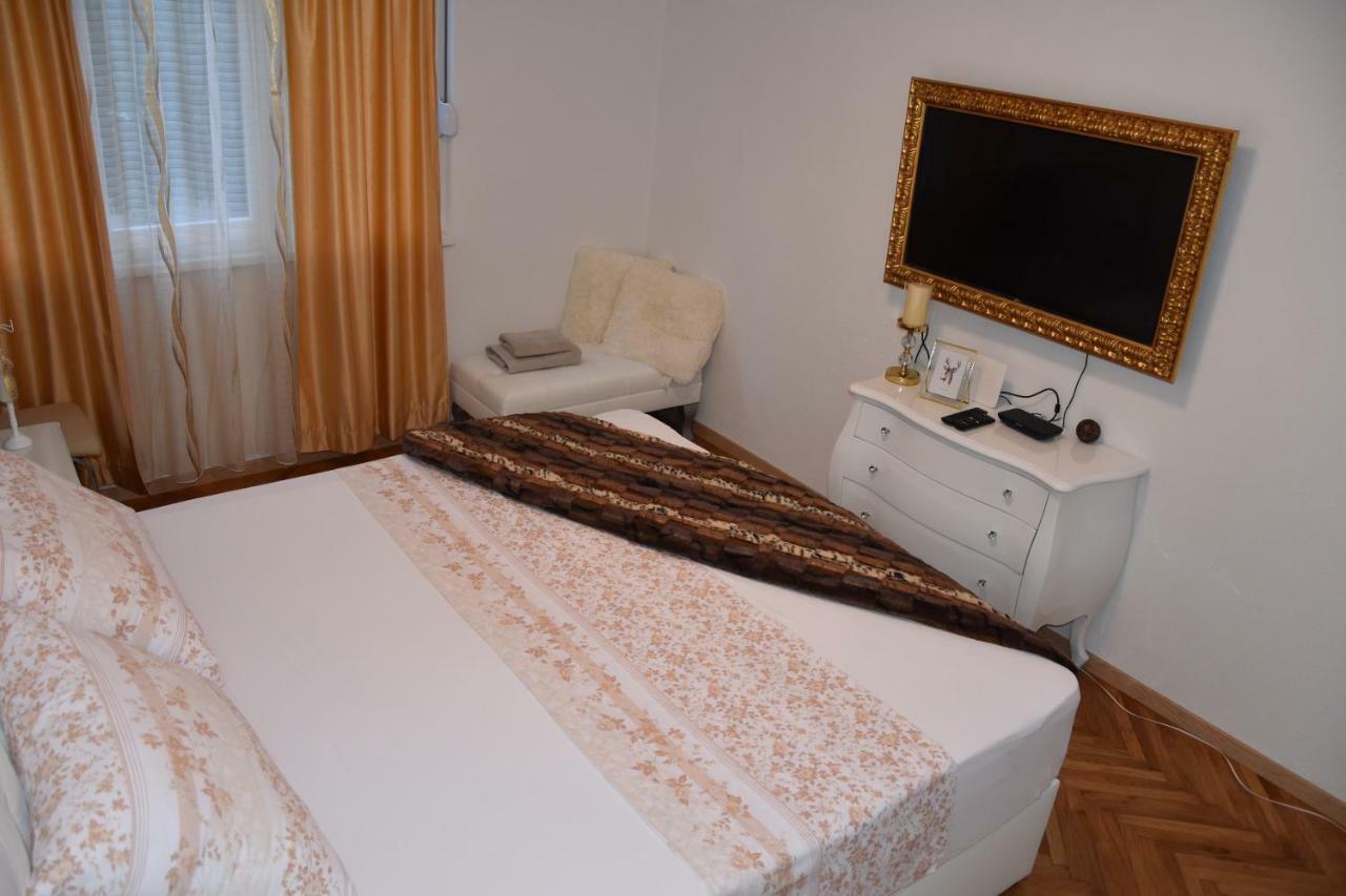 Deni Luxury Apartment Split Exterior photo